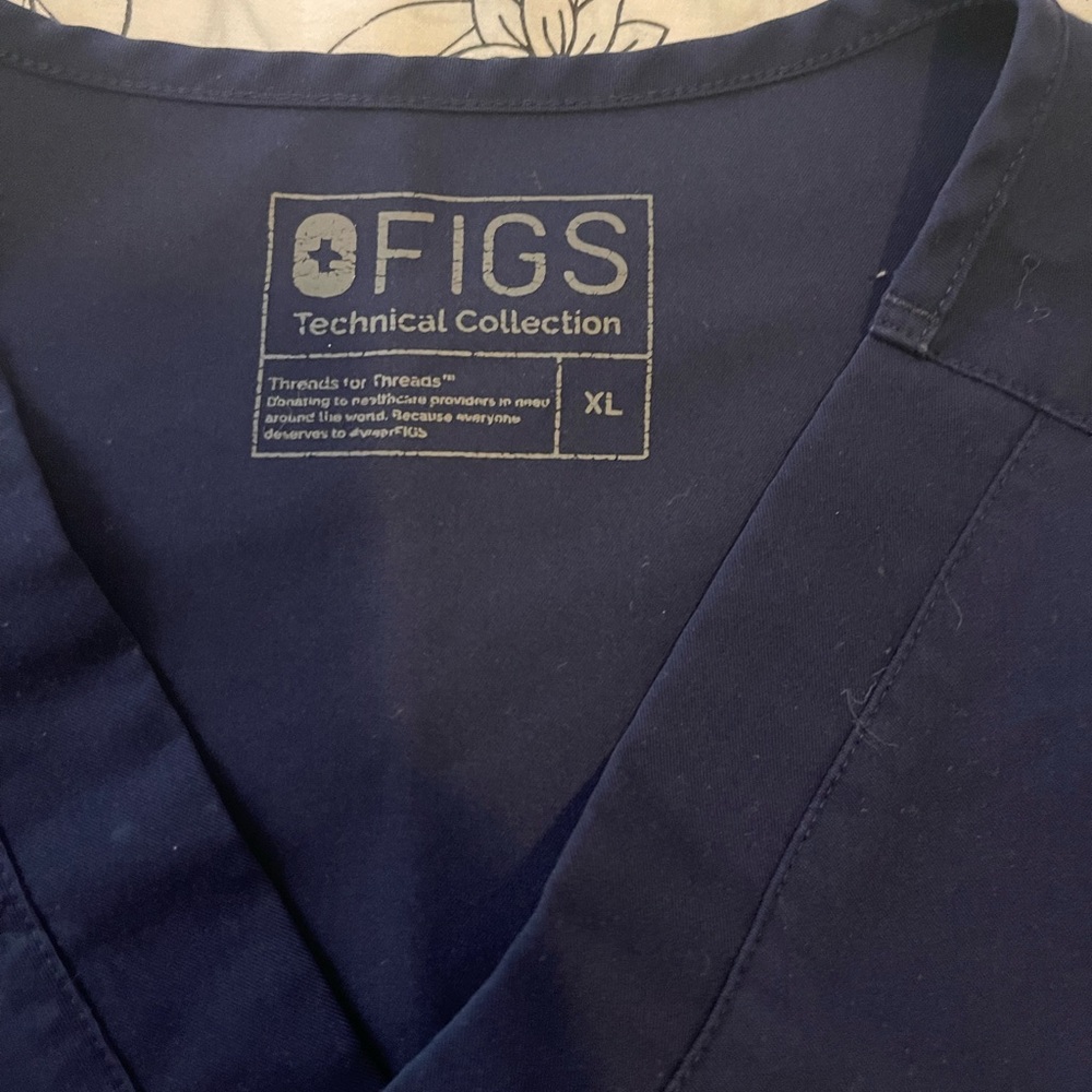 Figs Technical Collection Deep Blue Scrub Top XL